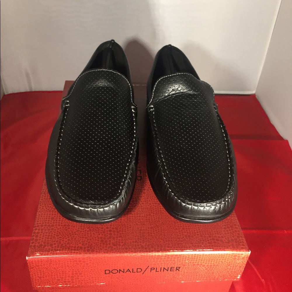Donald Pliner men’s shoes size 11 Brand New